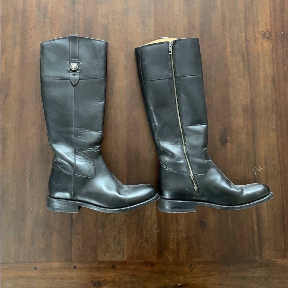 The FRYE Company Black Leather boots - Size 7